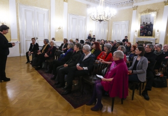 Laudatio der Bundesministerin Heinisch-Hosek beim Frauenring-Preis 2015 (c) Georg Stefanik / BKA Laudatio der Bundesministerin Heinisch-Hosek beim Frauenring-Preis 2015 (c) Georg Stefanik / BKA
